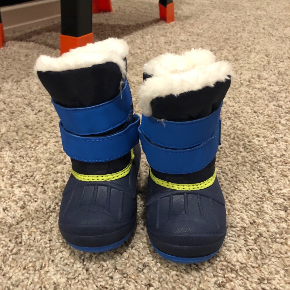 Toddler Snow Boots - Size 5